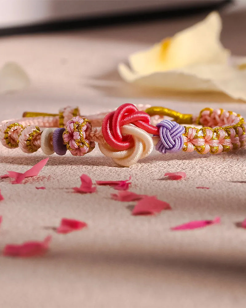 Bracelet with knot of peach blossoms