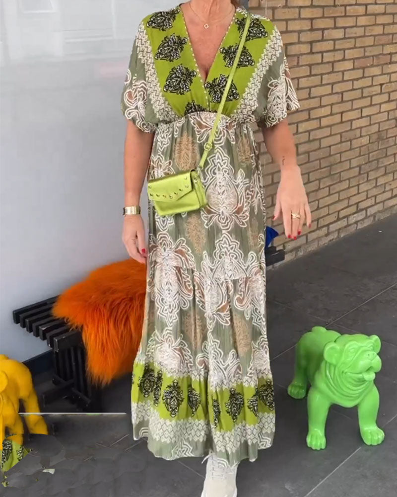 Casual v-neck printed short-sleeved dress