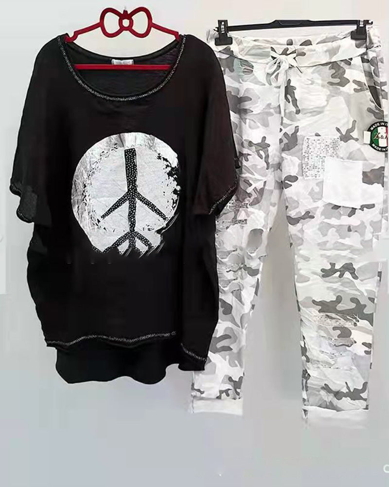T-shirt and Pant Set in Camouflage Print
