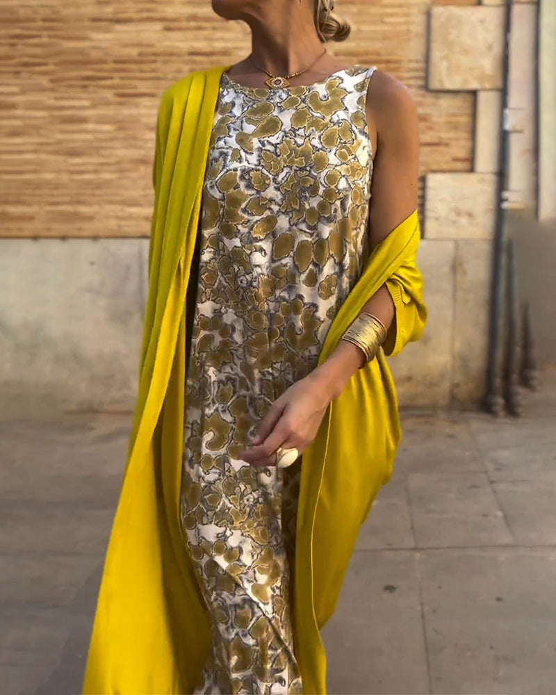 Vintage print elegant two piece suit