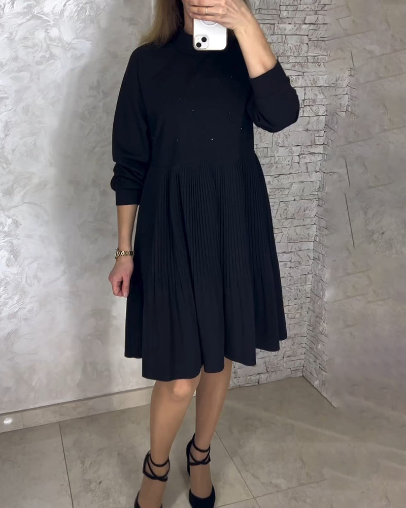 High collar pleated solid color dress
