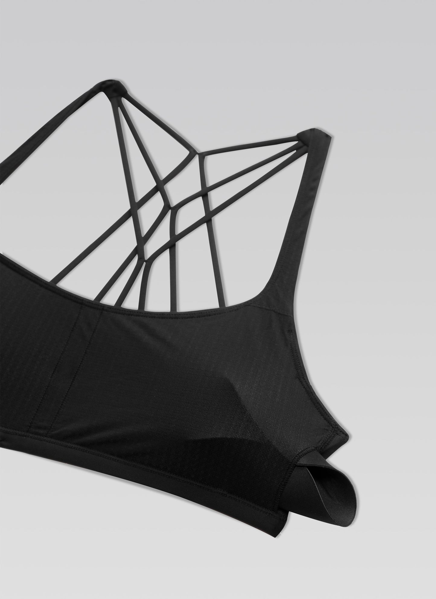 Nakedfeel Low Cut Strappy Bra (6 Straps)