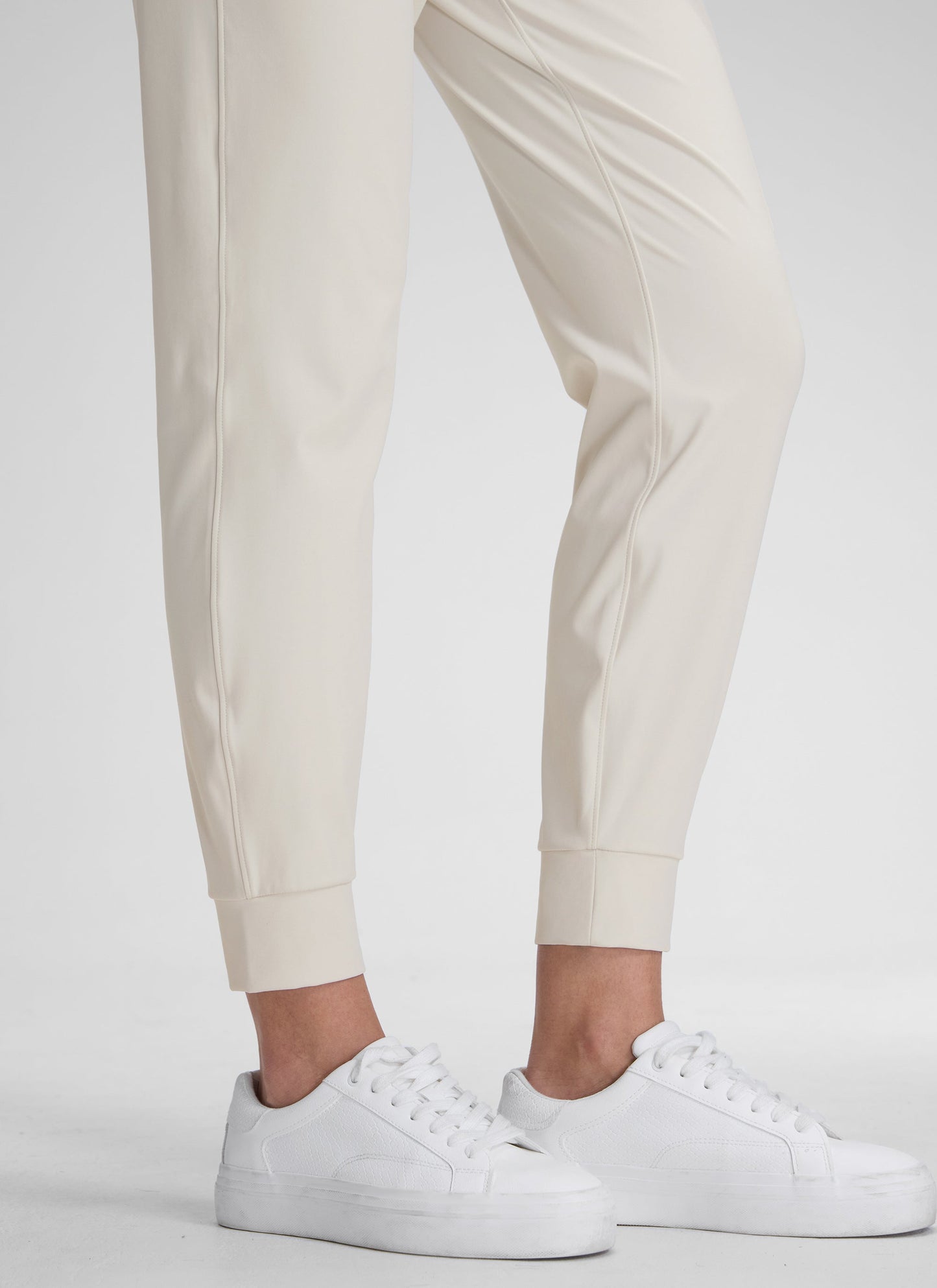 Stretch Drawstring Pocket Jogger 27''