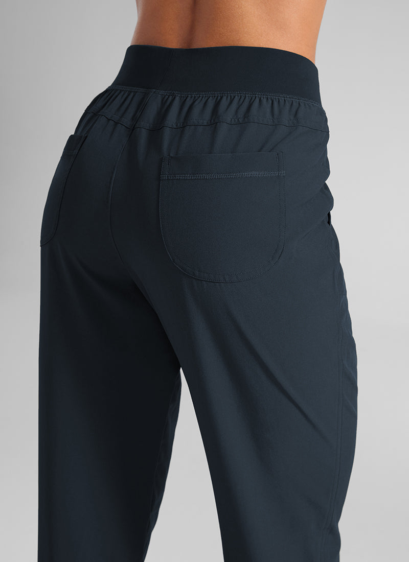 Feathery-Fit Drawstring Pocket Jogger 28''