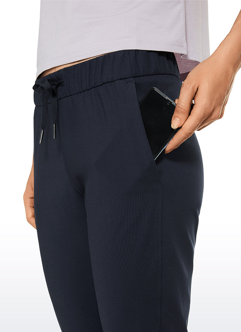 Stretch Cropped Pocket Pant 23''