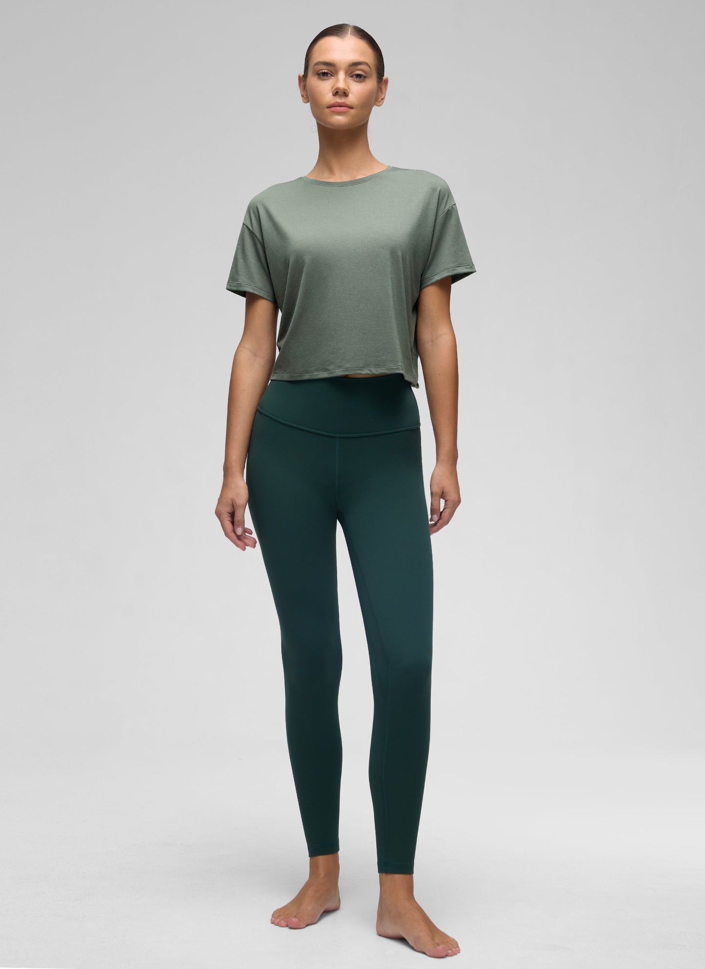 Open Back Cropped Short Sleeve