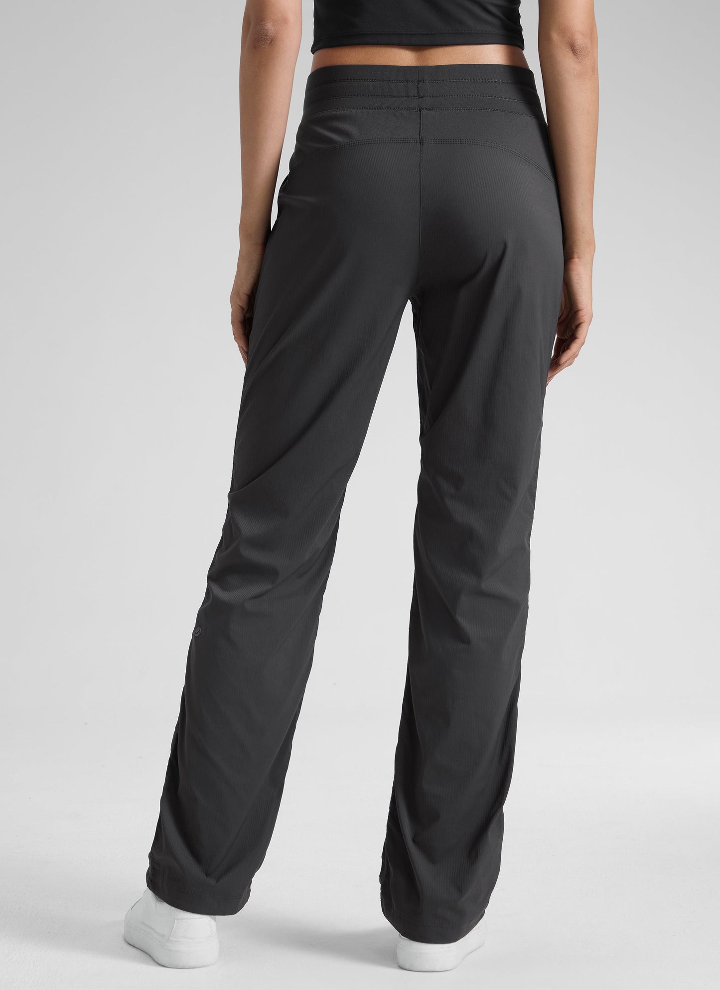 Lightweight Straight Leg Pocket Pant 30"