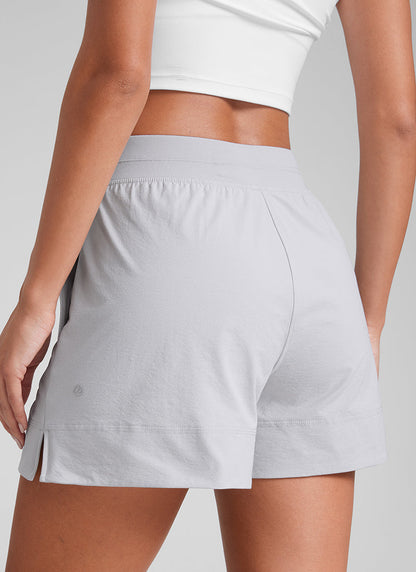 Linerless V Slit Pocket High Rise Short 4"