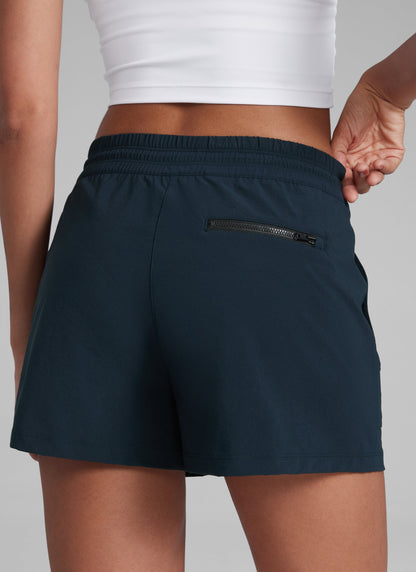 Stretch Water Repellent Hiking Pocket Short 3''