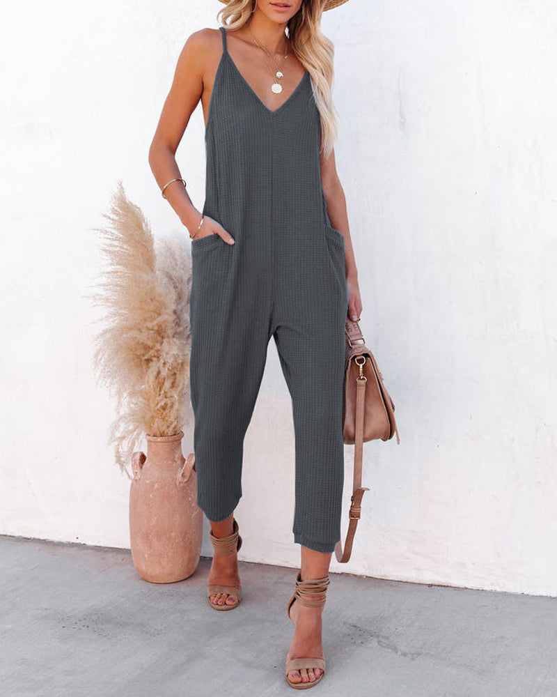 Solid color v-neck suspender pocket jumpsuit